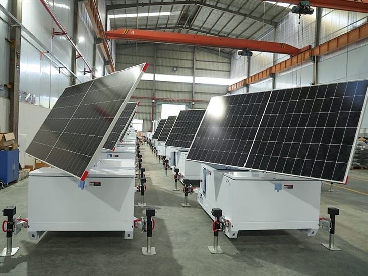 Mobile Surveillance CCTV Camera Solar Tower For Construction Site suppliers