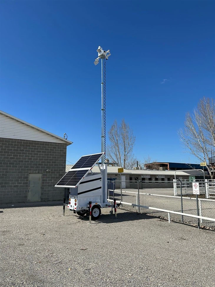 تریلر مداربسته خورشیدی پیش بینی آتش با 4 دوربین حرارتی